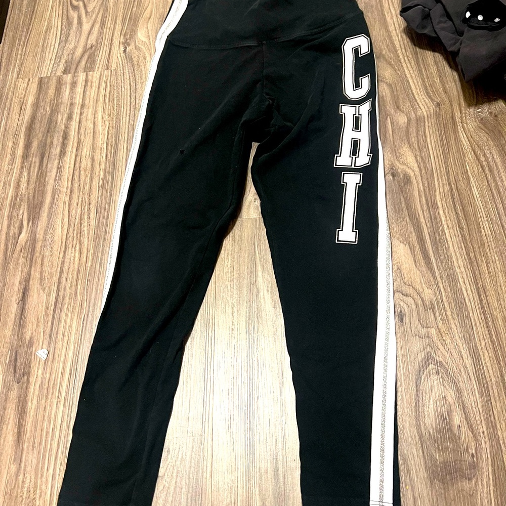 Pink Victoria’s Secret leggings